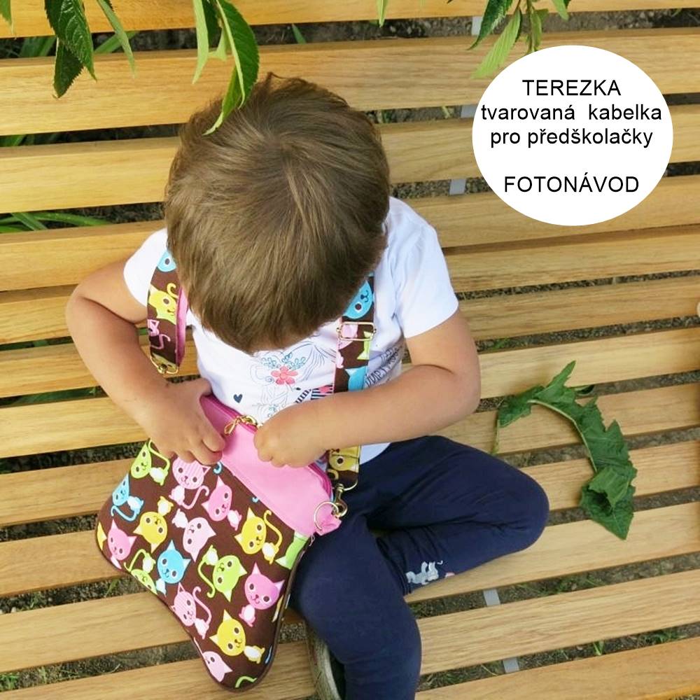 Terezka - dětská tvarovaná kabelka