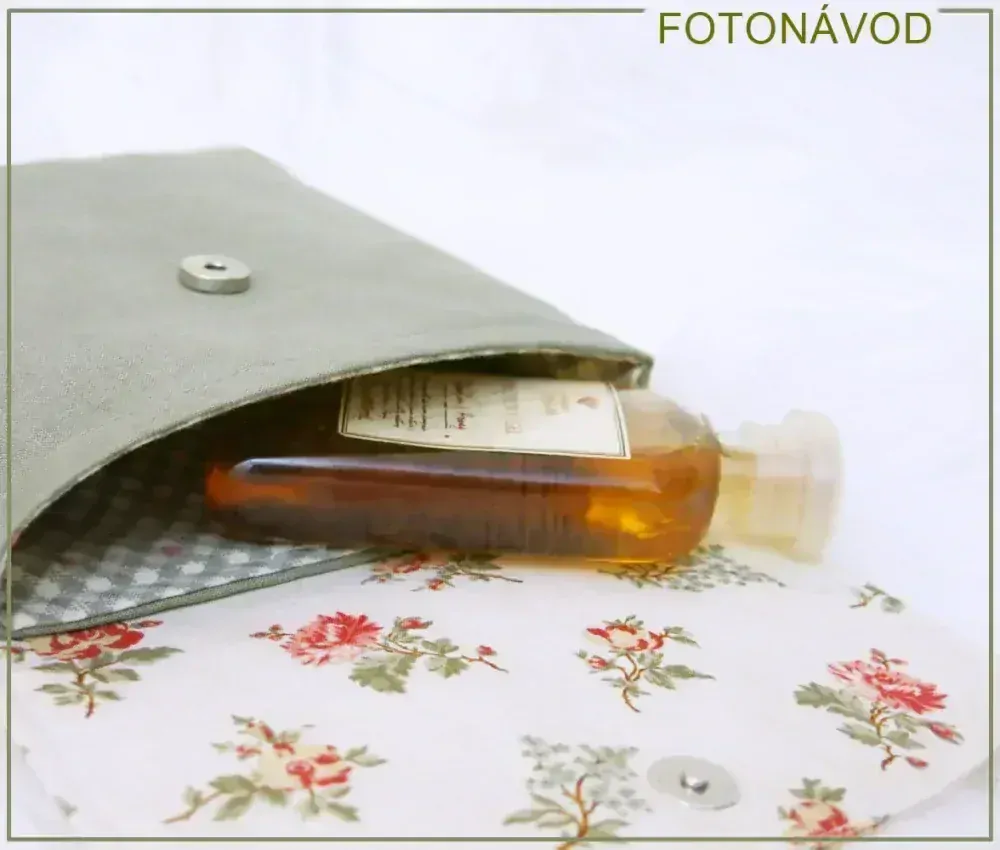 Taštička s klopou