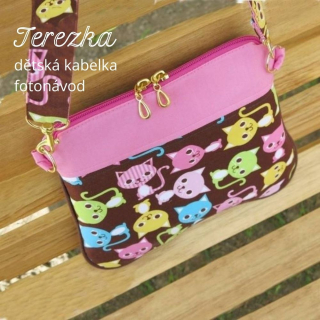 Terezka - dětská tvarovaná kabelka